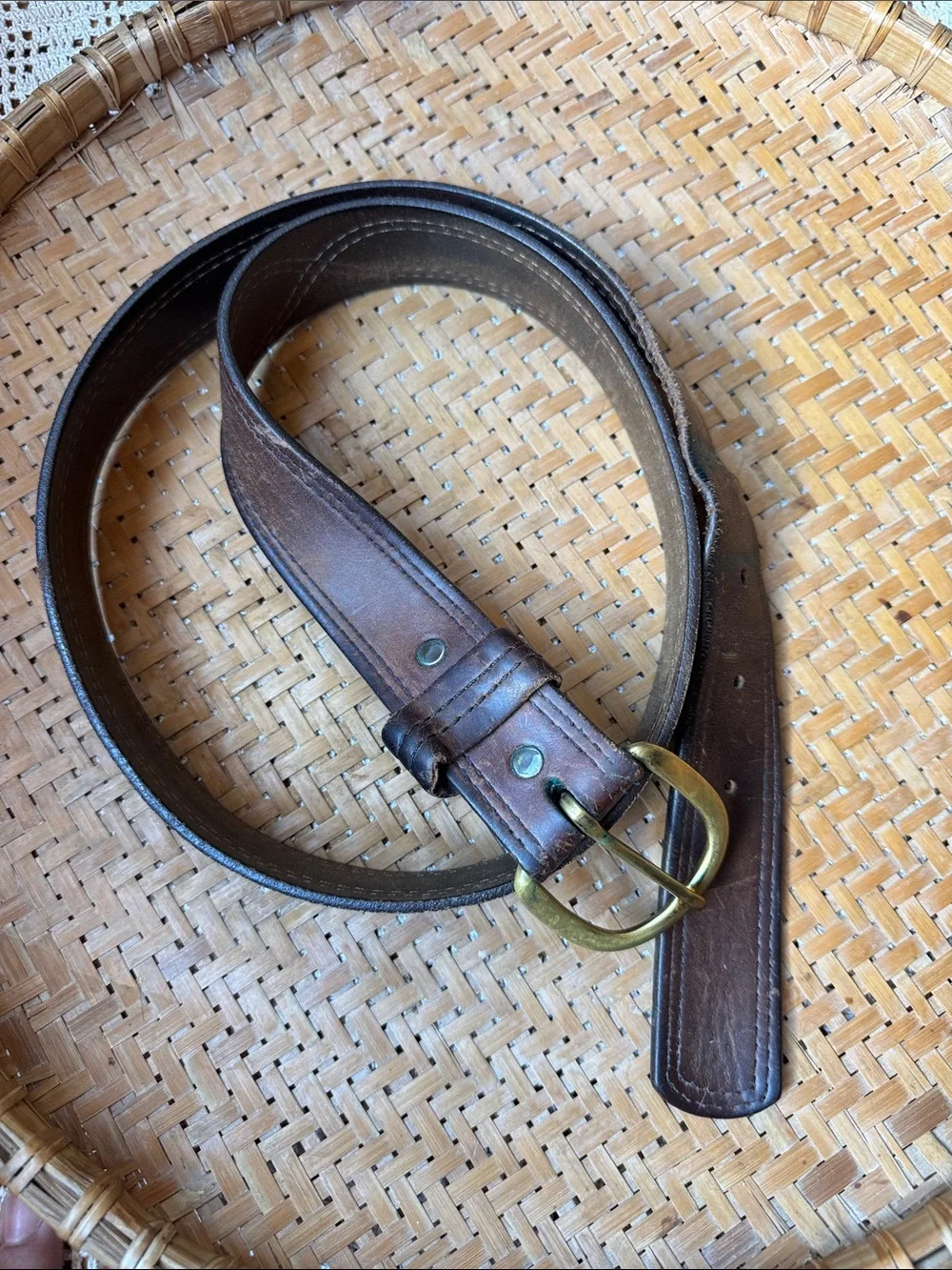 Classic Brown Leather Men’s Belt with Brass Buckle